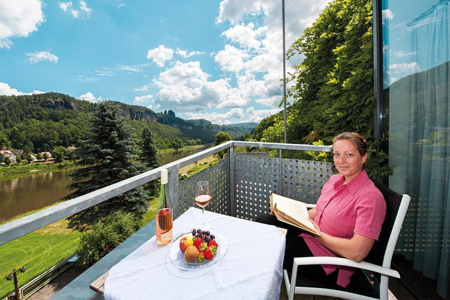 Landgasthaus Ziegelscheune Hotell Krippen Exteriör bild